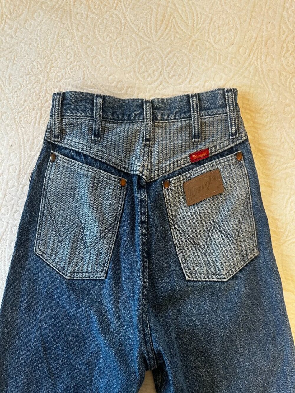 Rare Vintage Two Tone Wrangler Slim Straight Jeans with Pinstripe Pockets